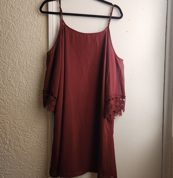 maurices- rust cold shoulder dress - Picture 2 of 6